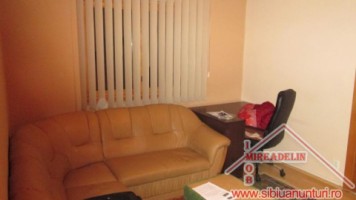 inchiriez-apartament-2-camere-zona-interex-1
