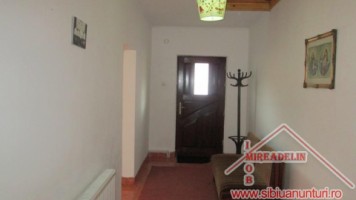 inchiriez-apartament-3-camere-zona-alba-iulia-2