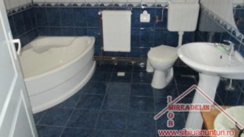 inchiriez-apartament-3-camere-zona-alba-iulia-7