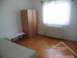 inchiriez-apartament-3-camere-zona-vasile-milea-3