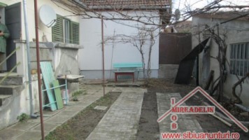 inchiriez-casa-3-camere-zona-vasile-milea-6