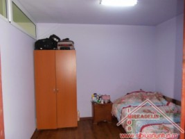 inchiriez-apartament-cochet-3-camere-zona-hipodrom-iii-3