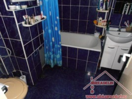 inchiriez-apartament-cochet-3-camere-zona-hipodrom-iii-5
