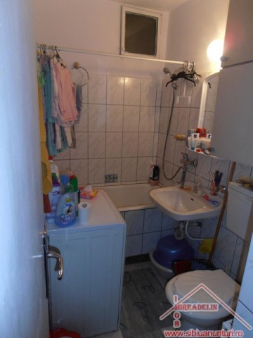 inchiriez-apartament-2-camere-zona-terezian-4