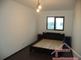 vand-apartament-3-camere-selimbar-2