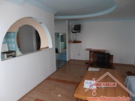 inchiriez-apartament-3-camere-zona-terezian-1