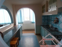 inchiriez-apartament-3-camere-zona-terezian-3