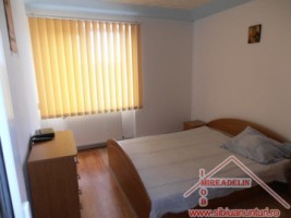 inchiriez-apartament-3-camere-zona-terezian-5