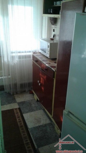 vand-apartament-2-camere-zona-terezian-4