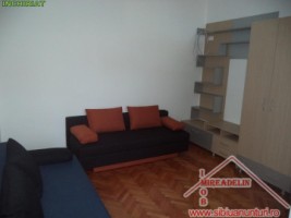 inchiriez-apartament-2-camere-la-casa-zona-centrala