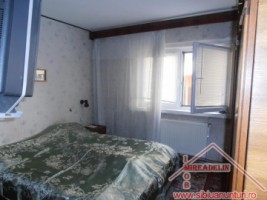 urgent-vand-apartament-3-camere-semaforului-2