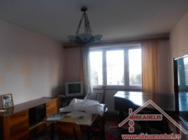 vand-apartament-3-camere-zona-kaufland