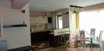 inchiriez-apartament-2-camere-zona-vasile-aaron-2
