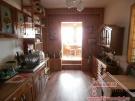 vand-casa-zona-trei-stejari-4