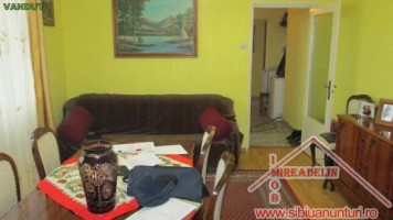 vand-apartament-3-camere-hipodrom