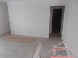 vand-apartament-34-camere-strada-rahovei-3