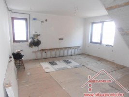 vand-apartament-34-camere-strada-rahovei-6
