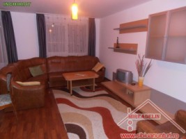 inchiriez-apartament-3-camere-zona-interex