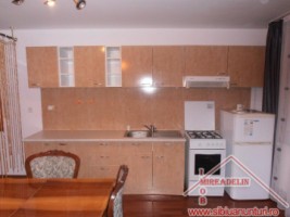 inchiriez-apartament-3-camere-zona-interex-1