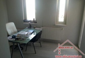 vand-apartament-de-lux-4-camere-zona-calea-poplacii-2
