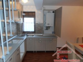 vand-apartament-3-camere-strada-rahovei-1