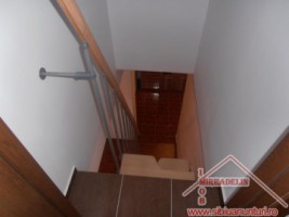 vand-apartament-3-camere-strada-rahovei-9