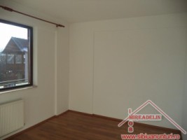 inchiriez-apartament-4-camere-zona-trei-stejari-5