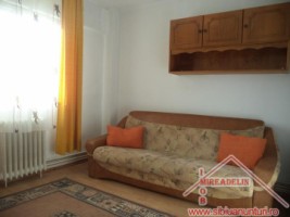 inchiriez-3-camere-decomandate-zona-spitalul-judetean-2
