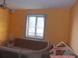 inchiriez-casa-singur-in-curte-turnisor-3