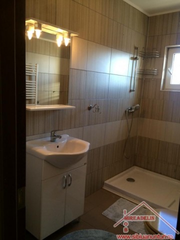 inchiriez-apartament-5-camere-turnisor-5