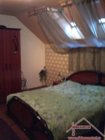 inchiriez-casa-cu-5-camere-zona-centrla-8