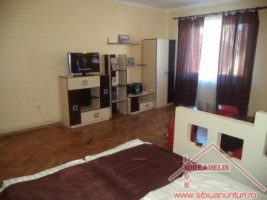 vand-apartament-2-camere-la-casa-zona-9-mai-1