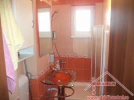 inchiriez-apartament-2-camere-zona-milea-4