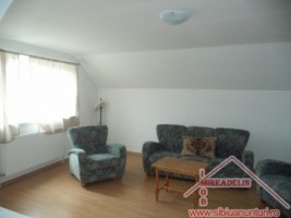 inchiriez-apartament-3-camere-terezian-2