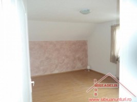 inchiriez-apartament-3-camere-terezian-3
