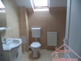inchiriez-apartament-3-camere-terezian-4
