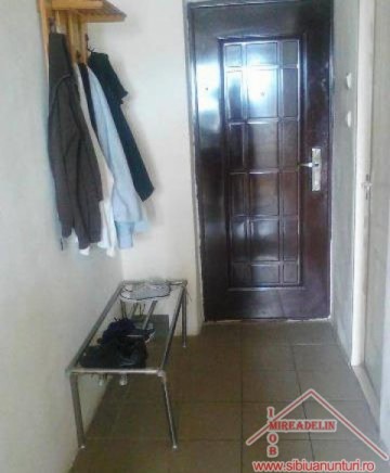 vand-garsoniera-zona-lazaret-2
