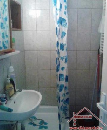 vand-garsoniera-zona-lazaret-3
