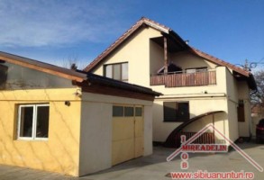 inchiriez-casa-5-camere-zona-lazaret-7