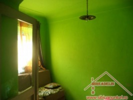 vand-apartament-2-camere-zona-9-mai-1