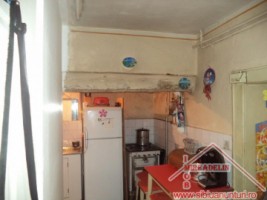 vand-apartament-2-camere-zona-9-mai-2
