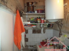 vand-apartament-2-camere-zona-9-mai-3