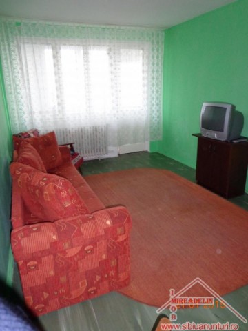 vand-apartament-2camere-zona-hipodrom-iii-1