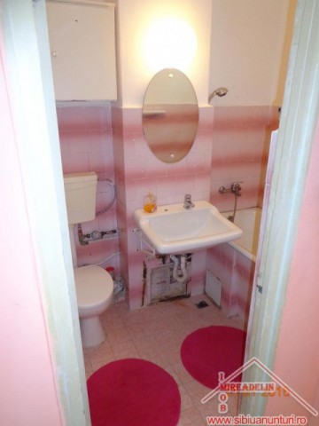 vand-apartament-2camere-zona-hipodrom-iii-5