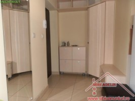 inchiriez-apartament-3-camere-64-mp-valea-aurie