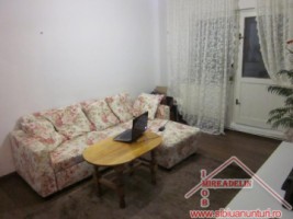 vand-apartament-2-camere-valea-aurie-1