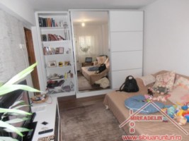 vand-apartament-2-camere-valea-aurie-2