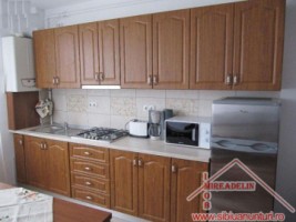 inchiriez-apartament-2-camere-zona-centrala-2
