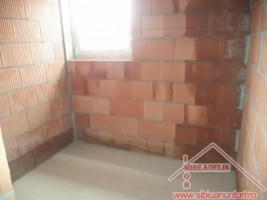 vand-apartamente-2-camere-la-vila-calea-cisnadiei-3
