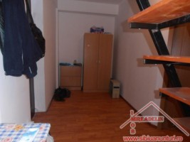vand-apartament-2-3-camere-zona-compa-3